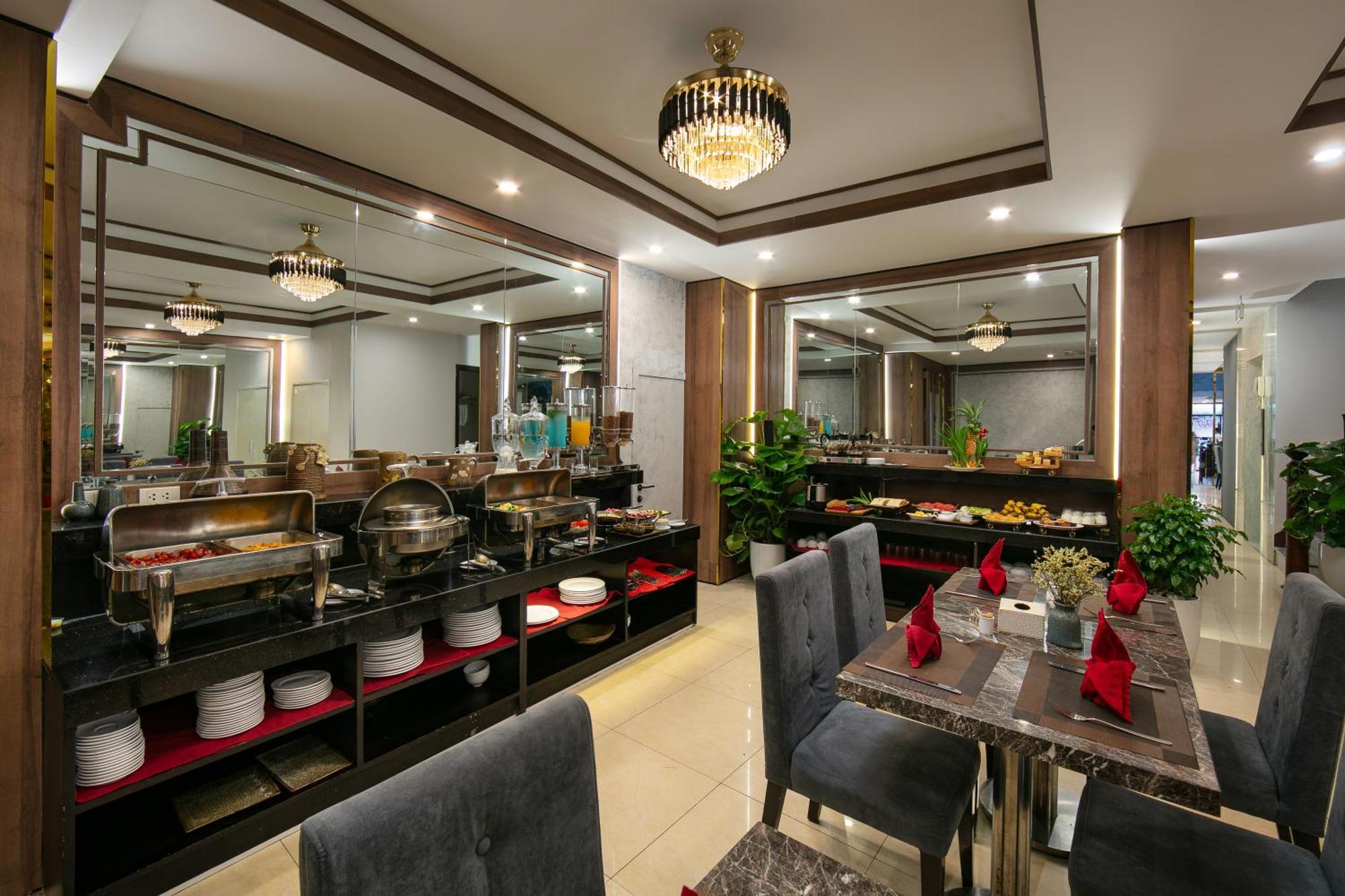 Hanoi La Palm Premier Hotel & Spa Buitenkant foto